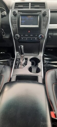 Toyota Camry-10