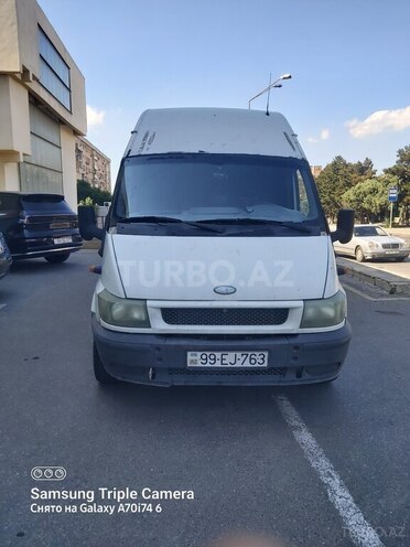 Ford Transit-1