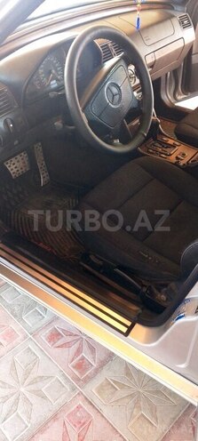 Mercedes C 240-3
