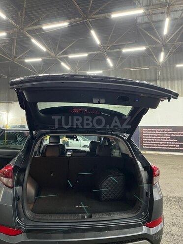 Hyundai Tucson-11