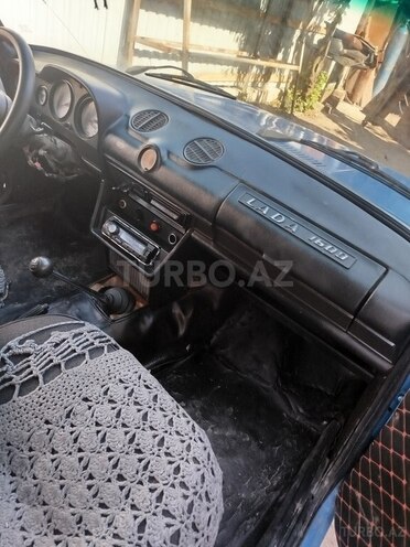 LADA (VAZ) 21011-17