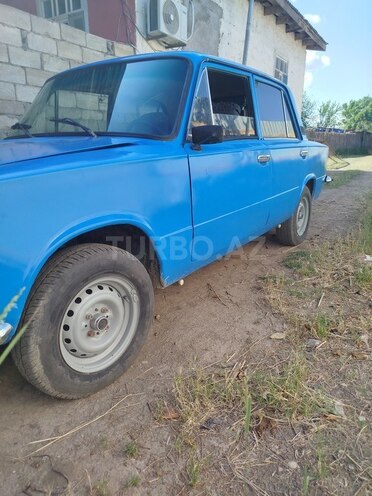 LADA (VAZ) 21011-3