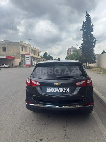 Chevrolet Equinox-5