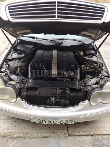 Mercedes C 240-6