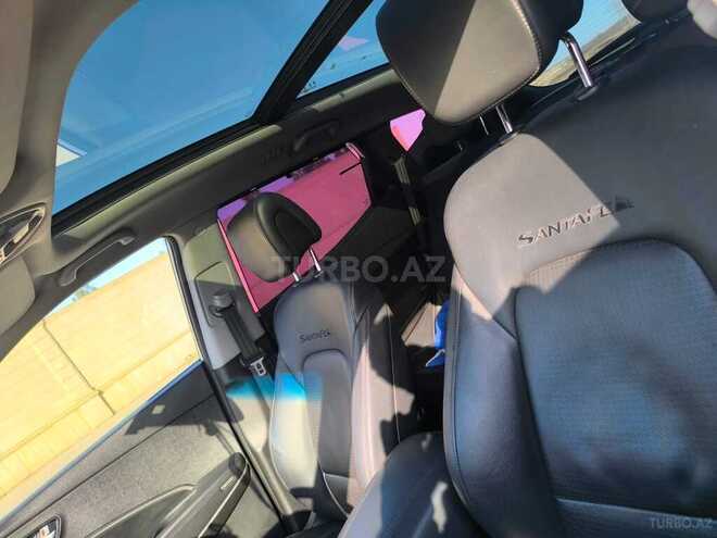 Hyundai Santa Fe-10