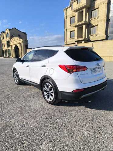 Hyundai Santa Fe-3
