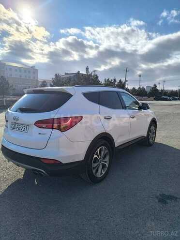 Hyundai Santa Fe-4