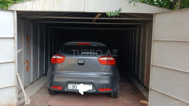 Kia Rio-2