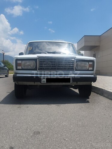 LADA (VAZ) 2107-1