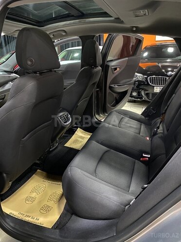 Chevrolet Malibu-17