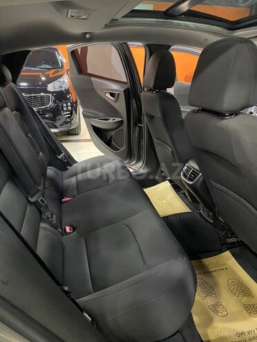 Chevrolet Malibu-16