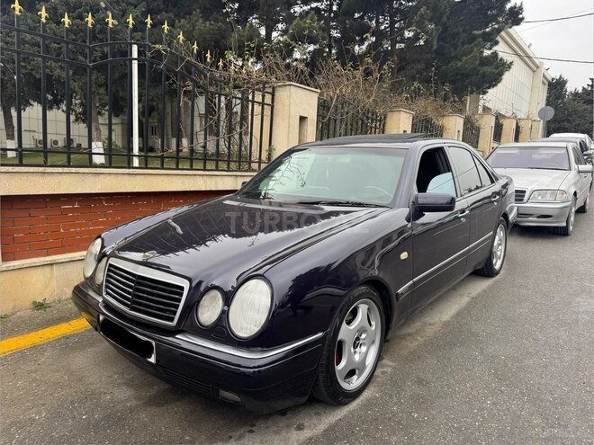 Mercedes E 230-2