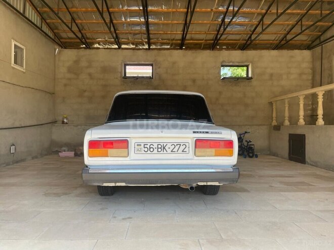 LADA (VAZ) 2107-5