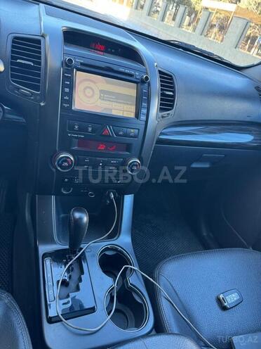 Kia Sorento-9