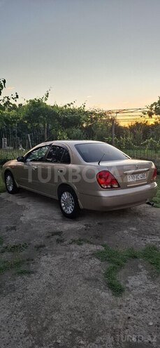 Nissan Sunny-2