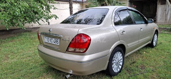 Nissan Sunny-8