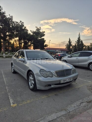 Mercedes C 180-4
