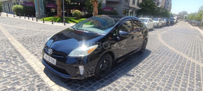Toyota Prius-11