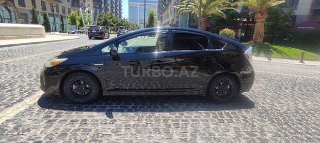 Toyota Prius-2