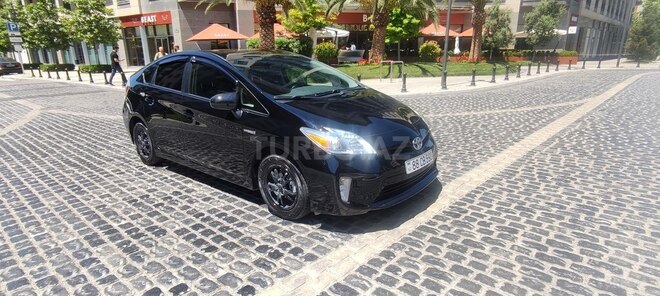 Toyota Prius-8
