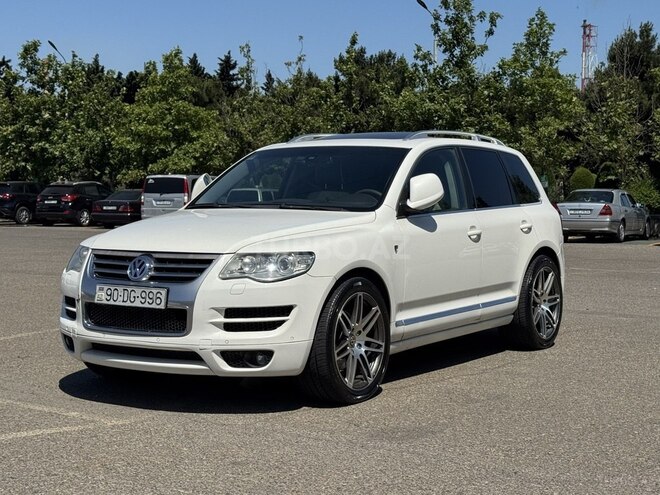 Volkswagen Touareg-1