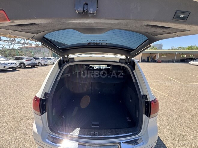 Volkswagen Touareg-8