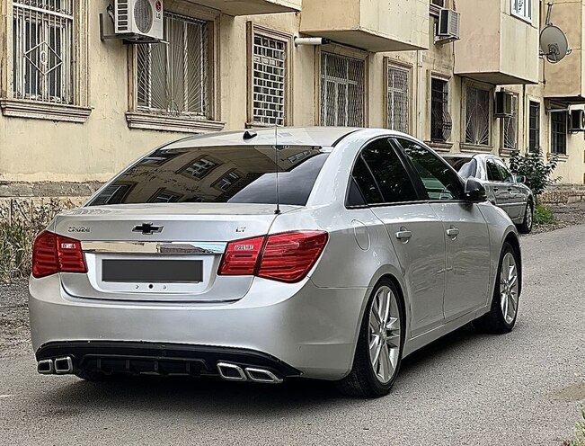 Chevrolet Cruze-7