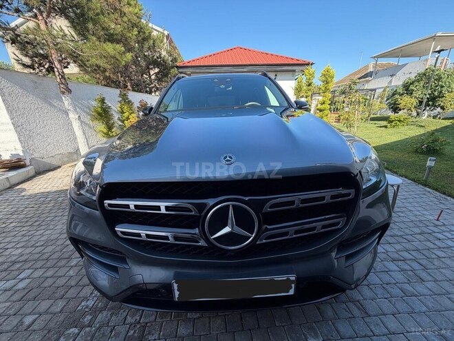 Mercedes GLS 450 4MATIC-1