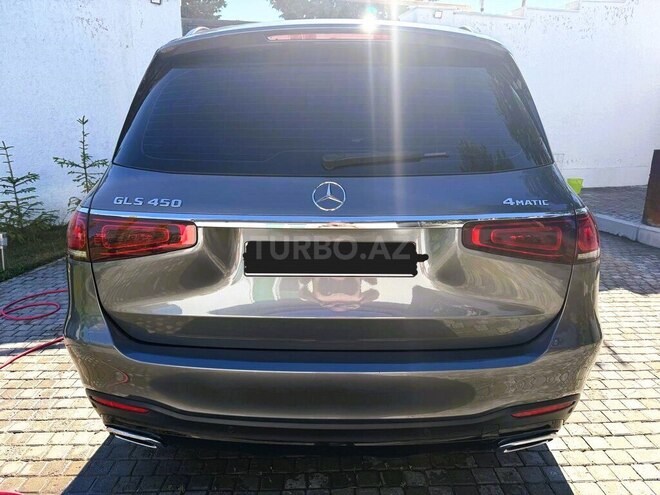 Mercedes GLS 450 4MATIC-3