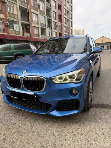 BMW X1-6