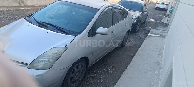 Toyota Prius-6