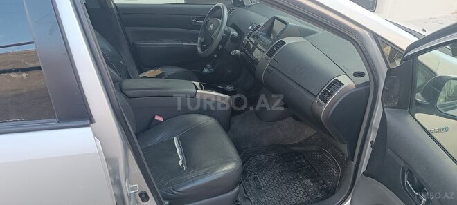 Toyota Prius-2