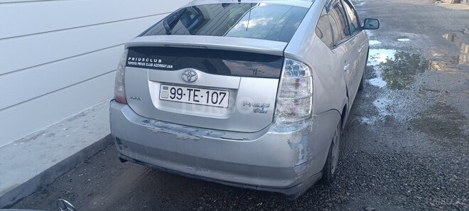 Toyota Prius-9