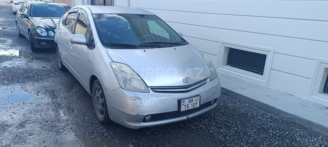 Toyota Prius-1