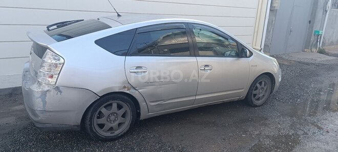 Toyota Prius-8