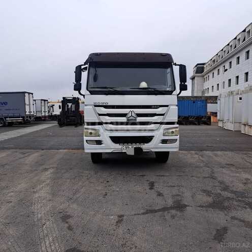 HOWO Sinotruk-1