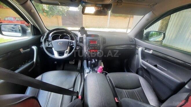 Kia Sorento-9