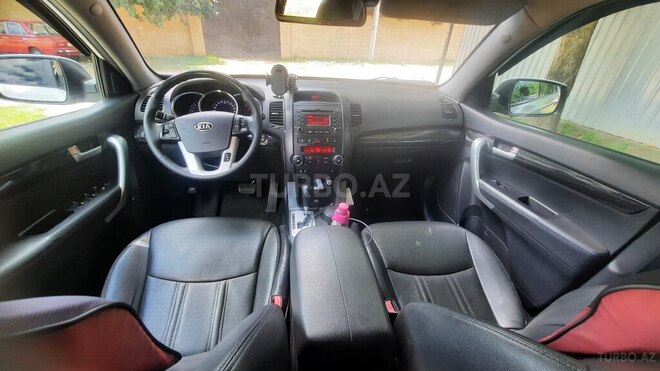 Kia Sorento-10
