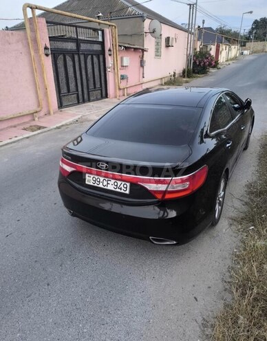 Hyundai Azera-3