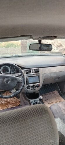 Chevrolet Lacetti-7