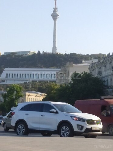 Kia Sorento-4