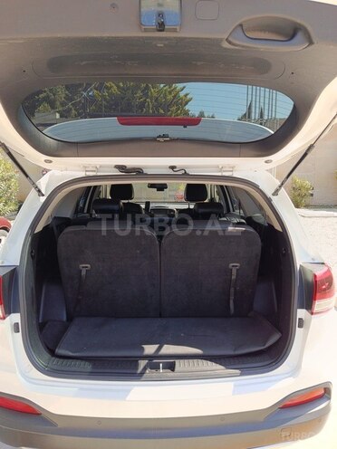 Kia Sorento-11