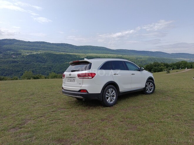 Kia Sorento-15