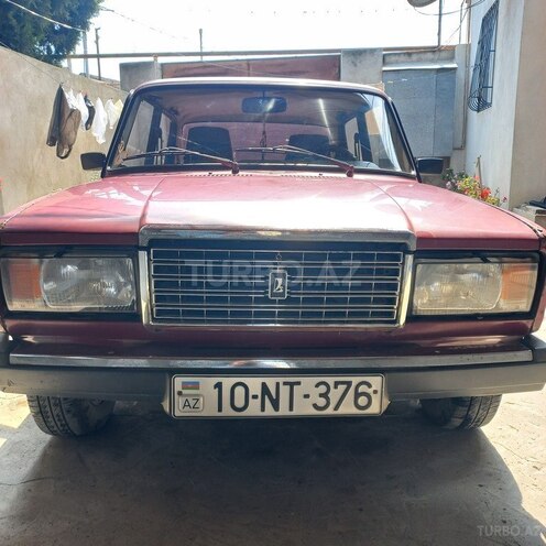 LADA (VAZ) 2107-1