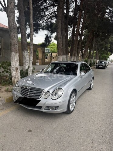 Mercedes E 220-4