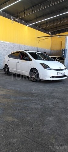 Toyota Prius-3