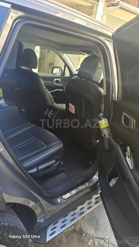 Kia Sorento-4