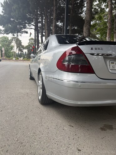 Mercedes E 220-8