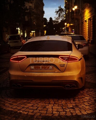 Kia Stinger-5