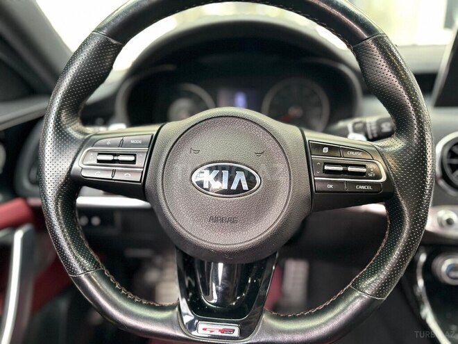 Kia Stinger-10